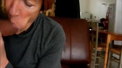 Granny give some great head - that mouth