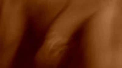Close-up MILF Masturbation