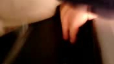 ENCOXCANDO HERMOSA CASADA ESPOSO AL LADO