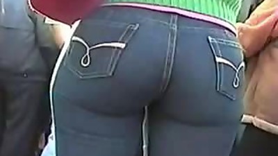 ASS AT A EVENT